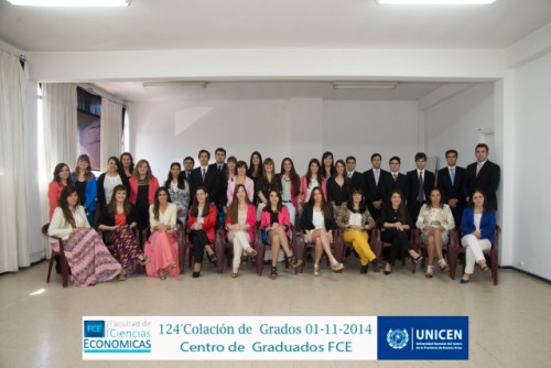 Foto grupal 124° Colacion de Grado - 2da Parte
